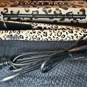 The Beachwaver Co. Coast Pro Flat Iron